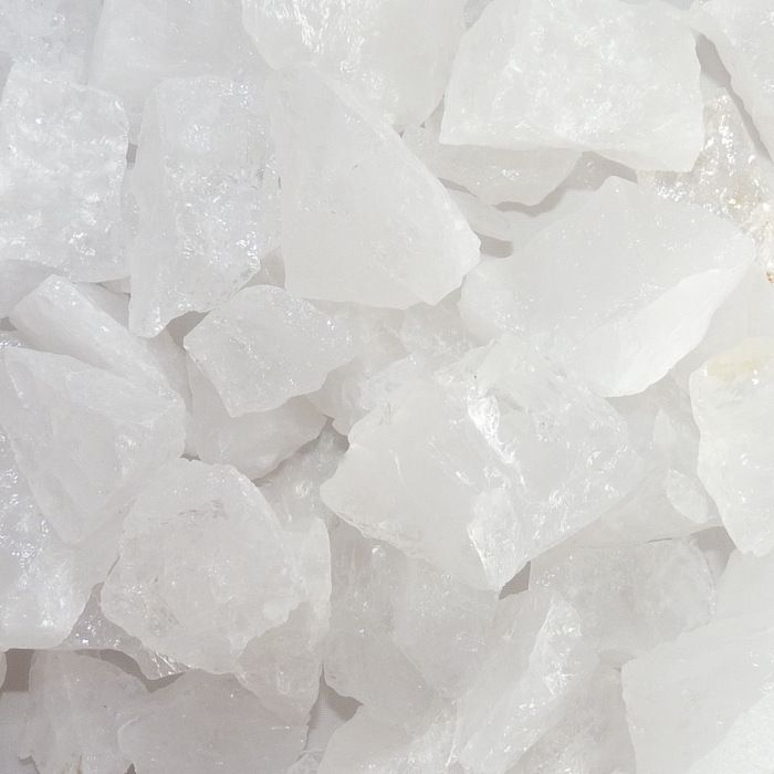 Raw rock crystal, approx. 3–4 cm
