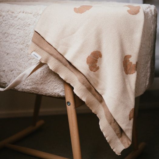 Koeka wiegdeken You bake me happy gebreid