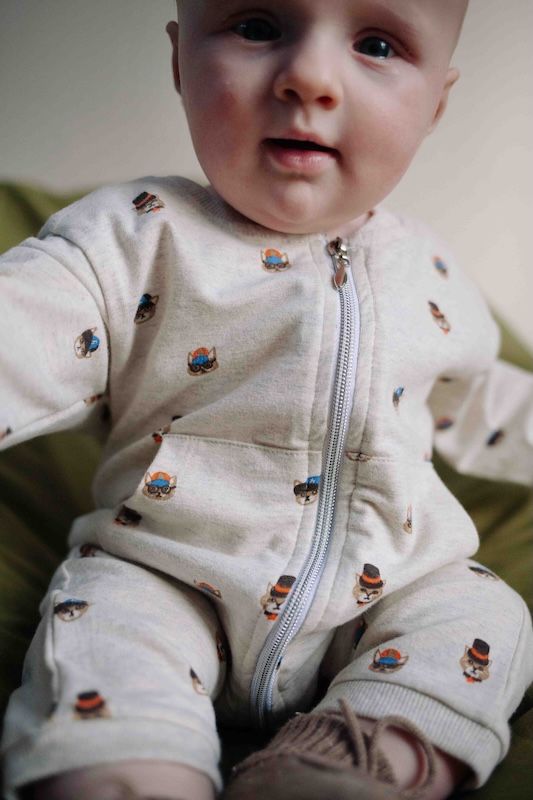 Riffle Amsterdam suit Gus jersey cat with hats W26