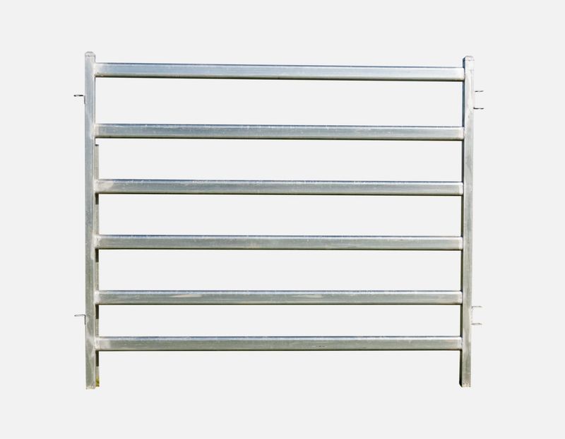 80x40 6 Rail Panel 2.1mx1.8m