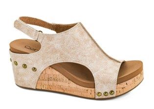 Corky&#39;s Carley Sand Distressed