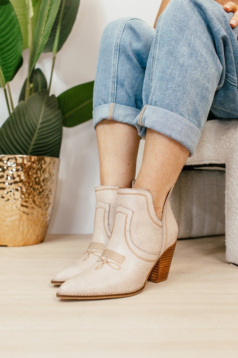 Smoke Show Cream Crackle Boots