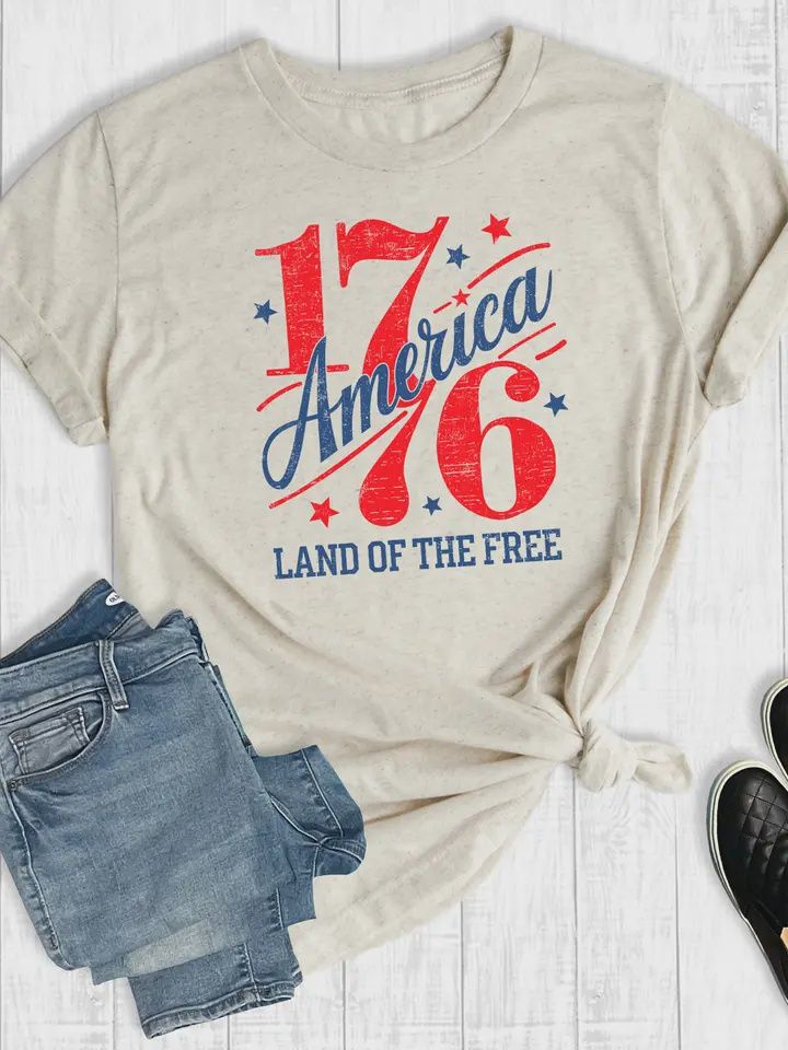Retro 4th of July 1776 Land of the Free Graphic Tee
