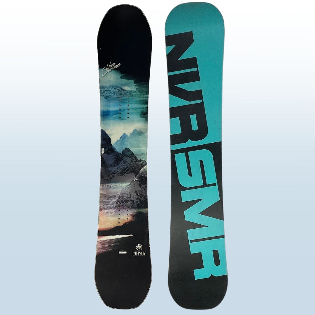 2017 Never Summer Infinity Snowboard