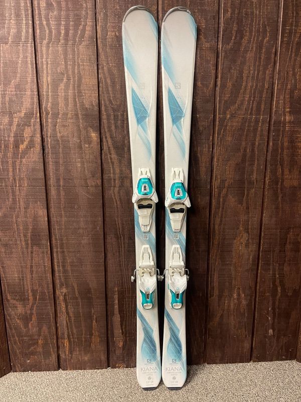 Salomon Constellation Kiana Skis + L10 Bindings