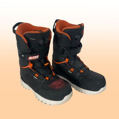Nitro Rover QLS Kids Snowboard Boots, Size 5 JR.