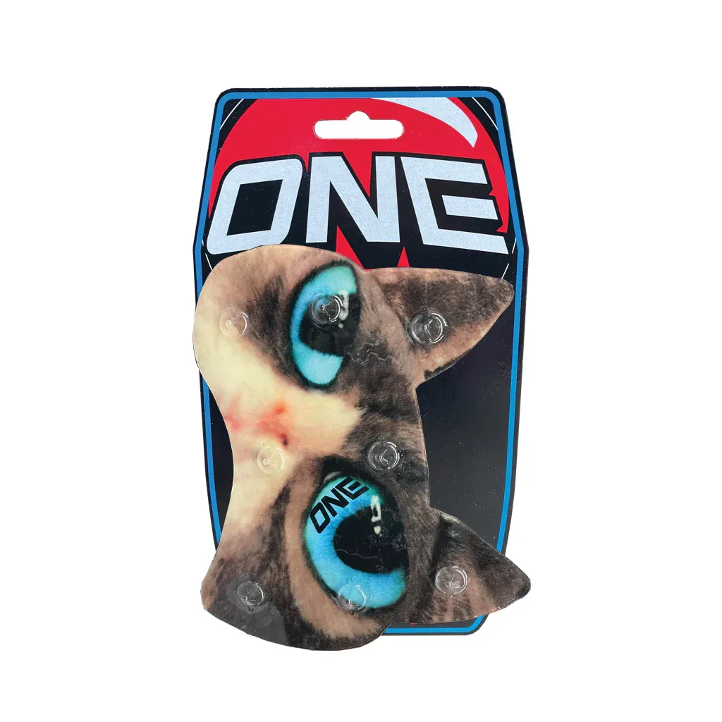 One-Ball Stomp Pad Cat Eyes