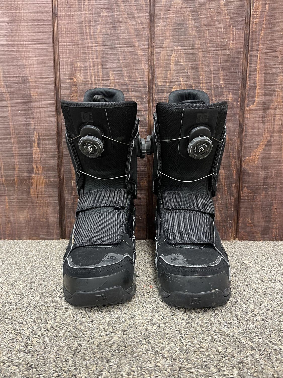 Used DC Boa Snowboard Boots, Mens Size 9.5