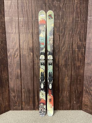 Volkl Alley Twin Tip Skis + Marker 1 Bindings, 158cm