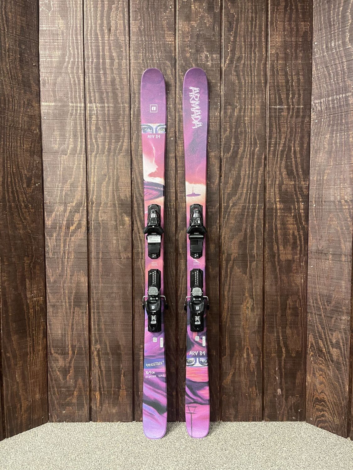 New 2026 Armada ARV 84 Skis + M10 Bindings, Size 164cm