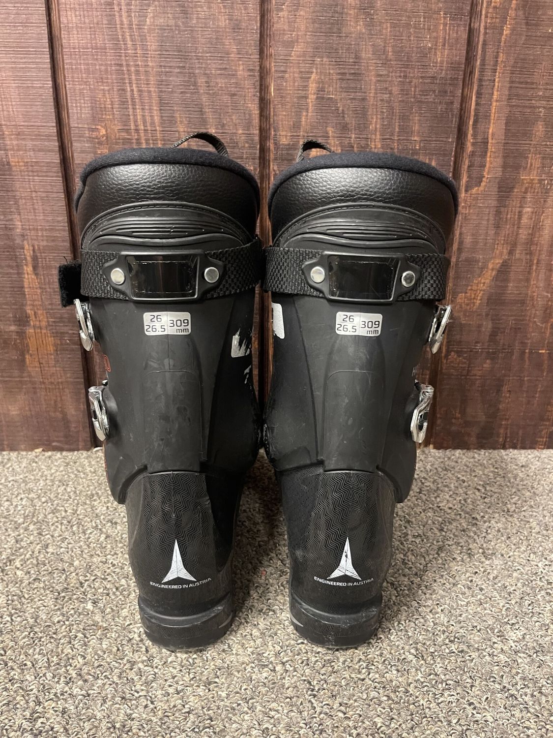 2023 Atomic Hawx Magna R90 Mens Ski Boot