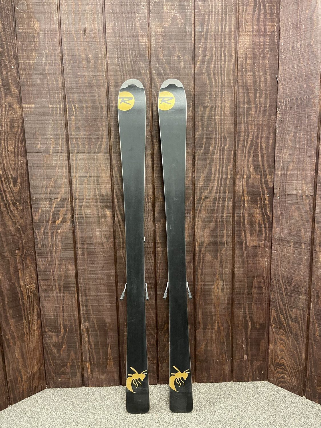 2011 Rossignol S86 ski + Salomon Z10 Bindings 162cm. Fits a ski