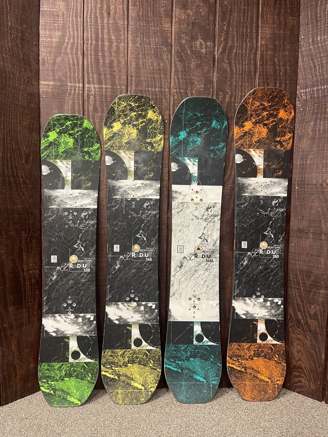 2022 Burton Radius Snowboard, Size: 135cm