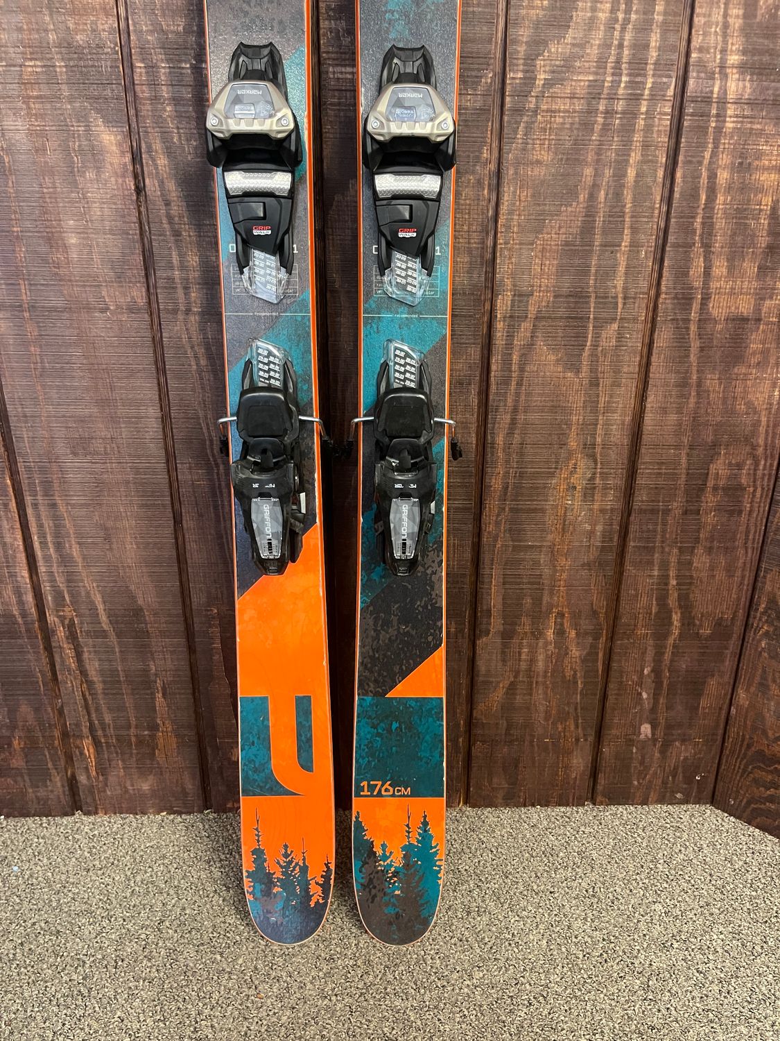 Conquer All-Mountain Terrain with Liberty Origin 101 Skis—Rocky