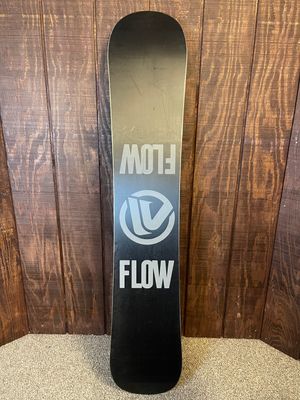 Flow S.K.Tグラフィティ スノーボード　155cm Flow S.K.Tグラフィティ スノーボード 155cm