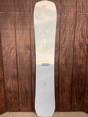USED 2025 Nidecker Men's Escape Snowboard
