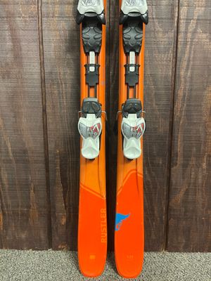 Used - Blizzard Rustler Kids Skis + IQ 7 Bindings – 139cm