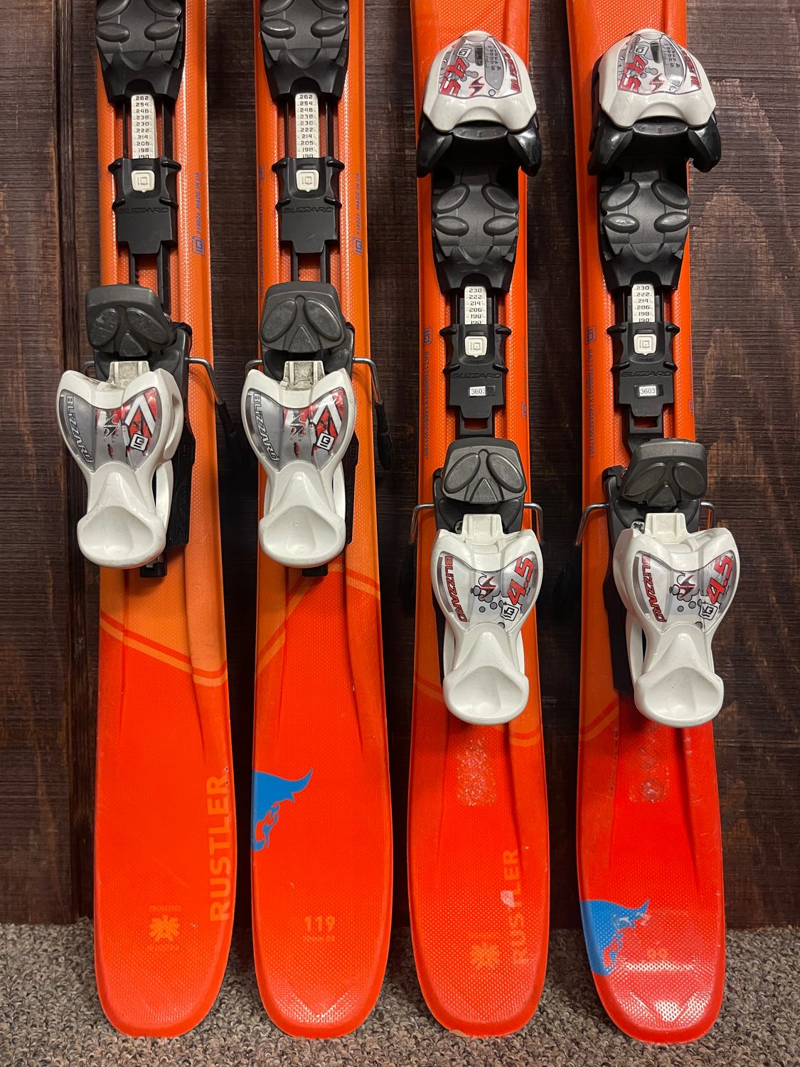 Used Blizzard Gunsmoke Jr. Kids Skis + Blizzard IQ 7 Demo Bindings