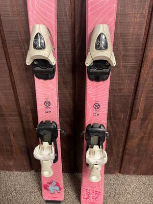 Atomic Sweet Stuff Girls Skis + Evox 4.5 Bindings, Size 80cm