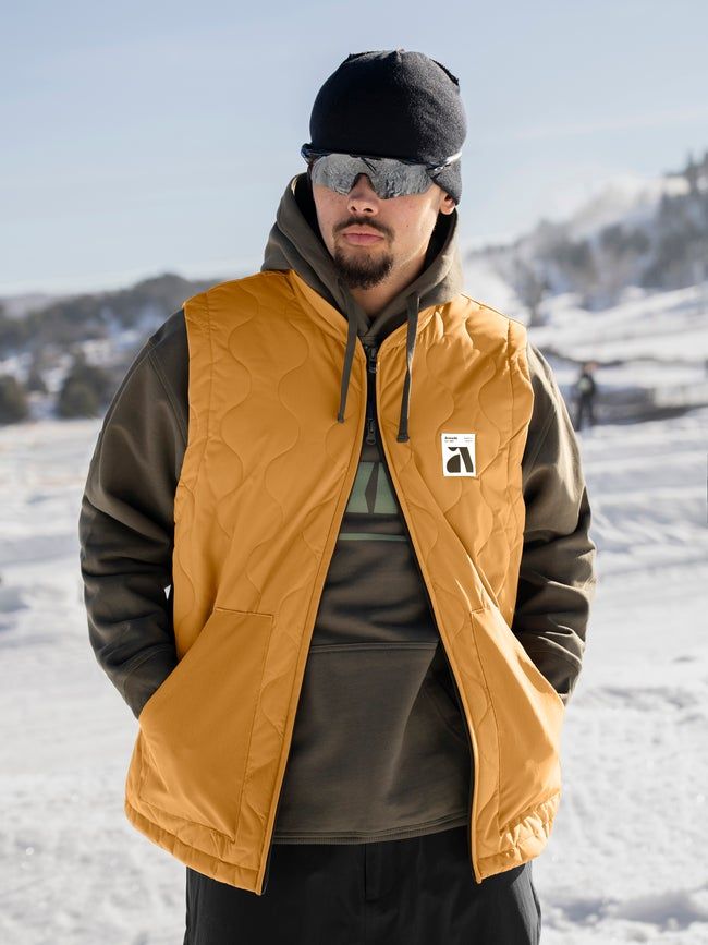 NEW Armada Men&#39;s Yowler Vest