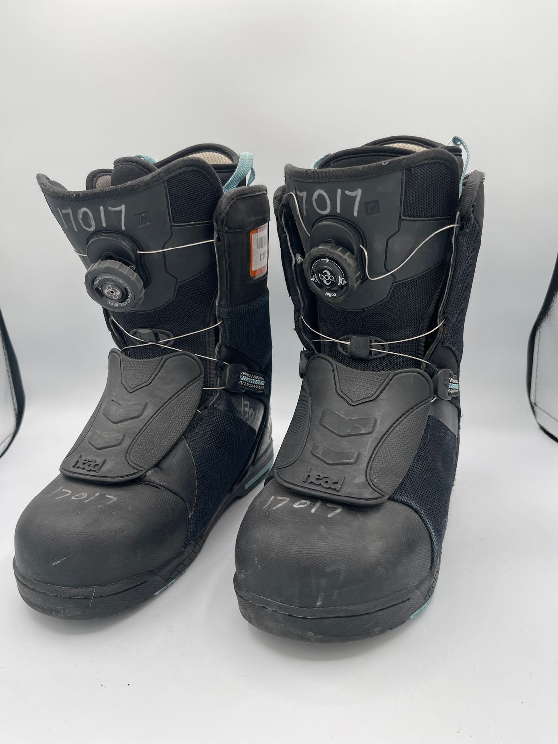 Head 4D BOA Snowboard Boots, Size 6 Head 4D BOA Snowboard Boots, Size 6