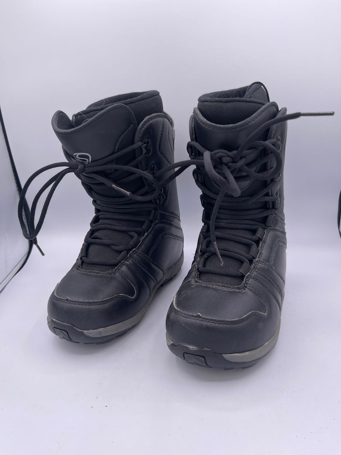 Stuf Snowboard Boots, Size 5 Stuf Snowboard Boots, Size 5