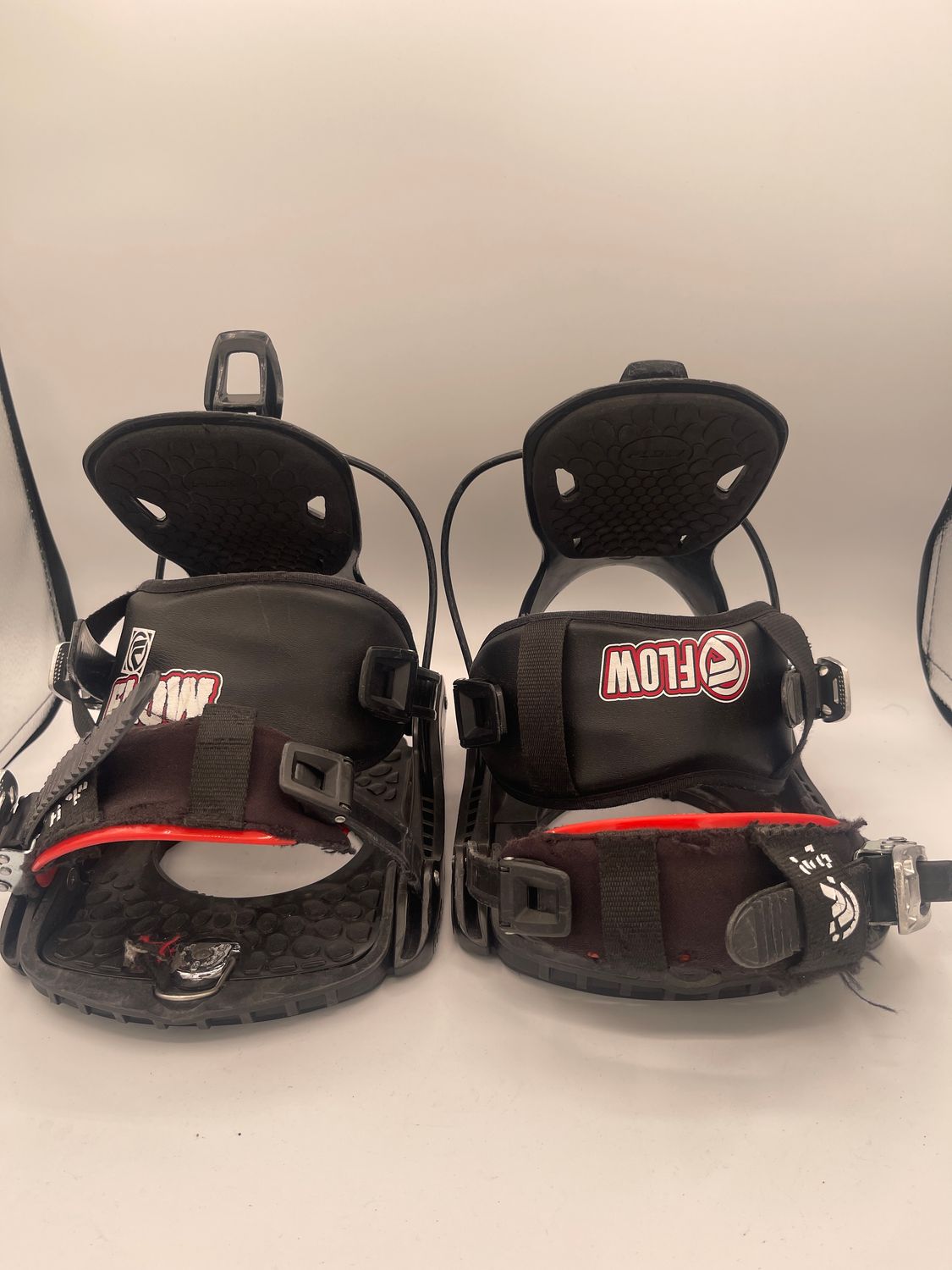 Flow Evolve Snowboard Bindings Used