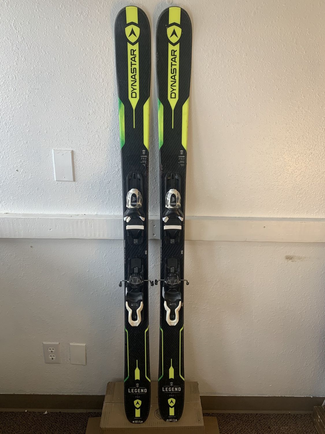 2019 Dynastar Legend X Pro Skis + XP11 Bindings