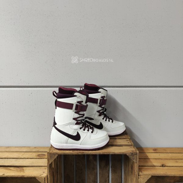 Nike Zoom Force 1 Snowboard Boots, Size 7.5 Women's