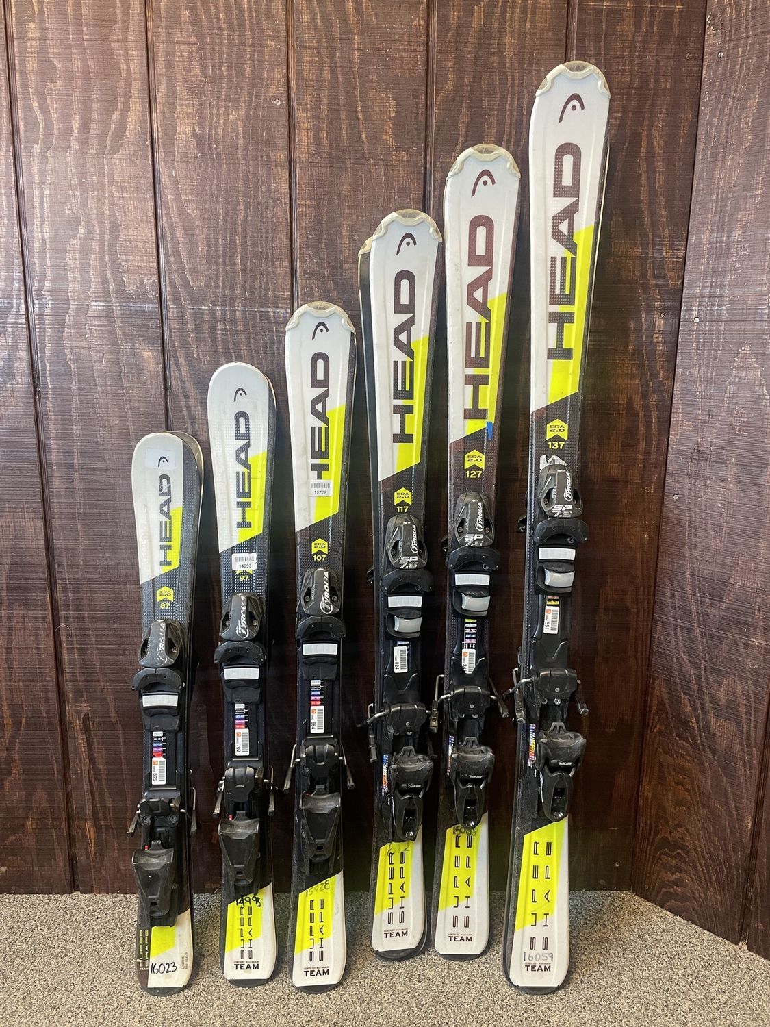 Used Head Team Super Shape Kids Skis + Tyrolia SP 4.5 Bindings