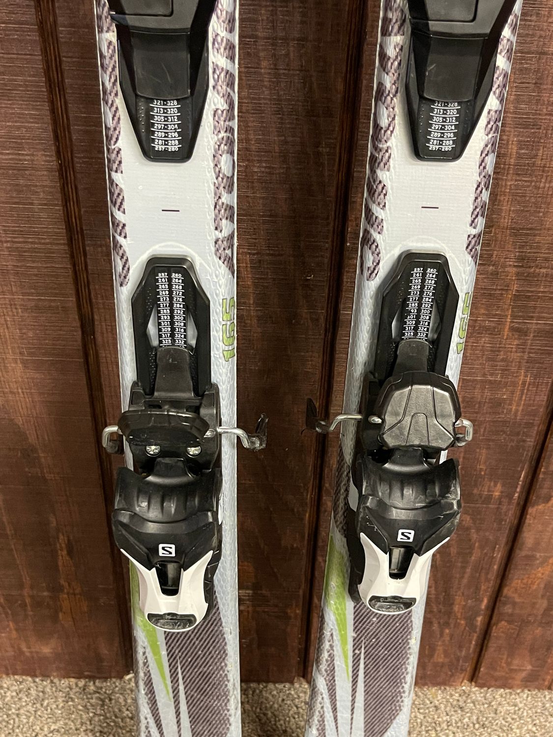 Atomic 2R Skis + Demo Bindings