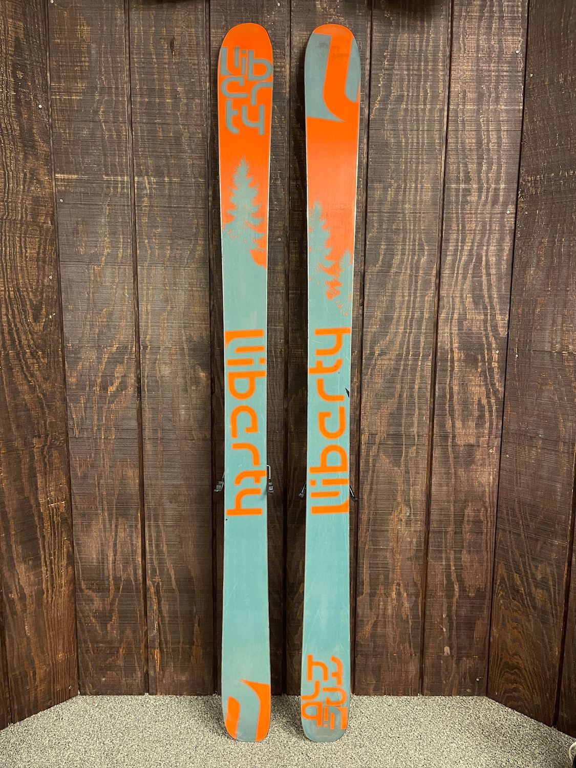 2019 Liberty Origin 106 Skis