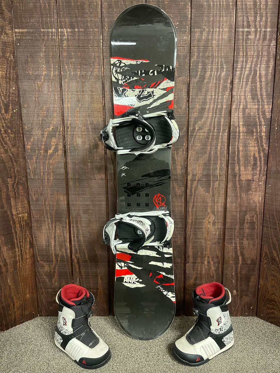 Used K2 Mens Snowboarding Bundle (Snowboard, Boots, Bindings)