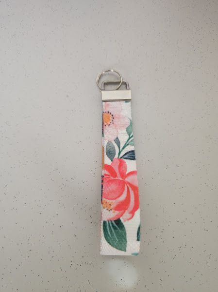 Pretty Little Extras - Coral Garden Wristlet