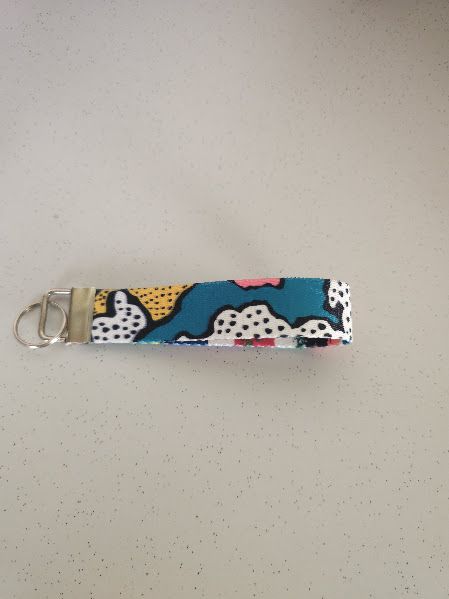 Pretty Little Extras - Pop Art Waves Wristlet