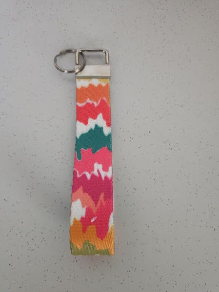 Pretty Little Extras - Coral Wave Wristlet