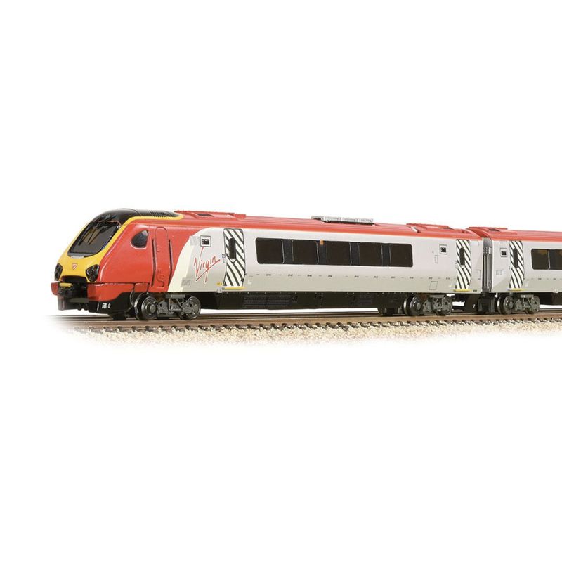371-680 N Gauge Class 220 Virgin Trains DEMU