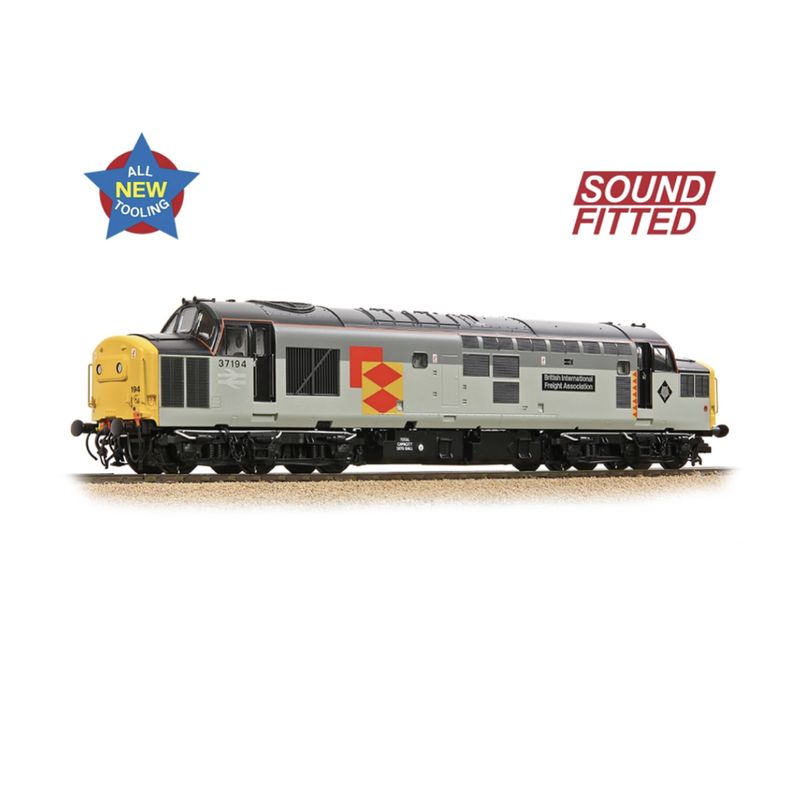 35-307SF OO Gauge Class 37/0 Centre Headcode 37194 &#39;British Int. Freight Assoc.&#39; BR RF