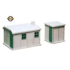 RATIO238 2 CONCRETE HUTS
