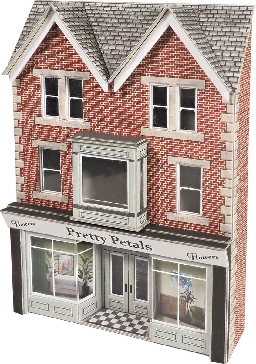 PO374 No.7 HIGH STREET LOW RELIEF SHOP FRONT OO GAUGE
