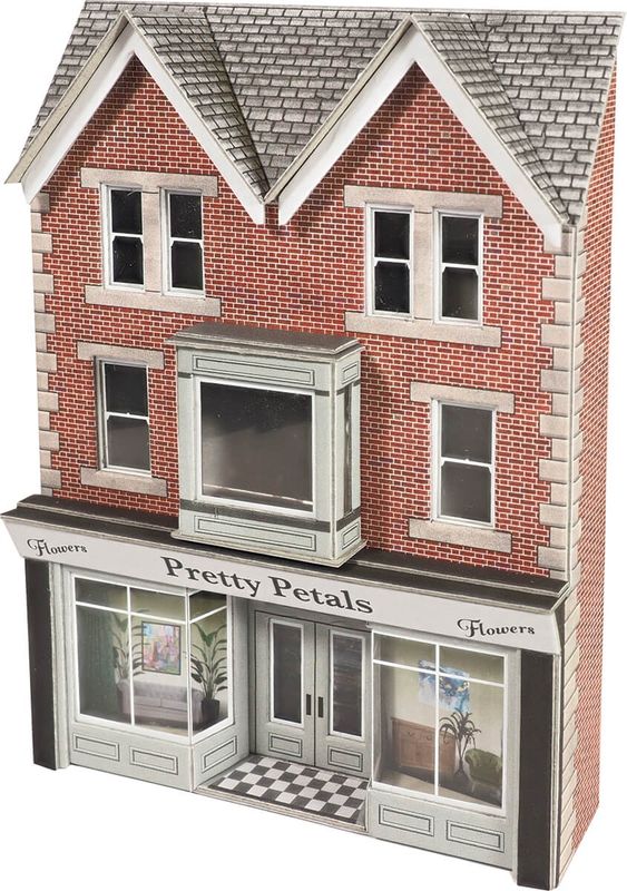 PO374 No.7 HIGH STREET LOW RELIEF SHOP FRONT OO GAUGE