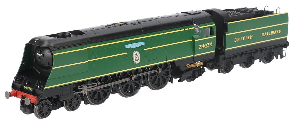 R30129 BR, Battle of Britain Class, 4-6-2, 34072 &#39;257 Squadron&#39; - Era 4