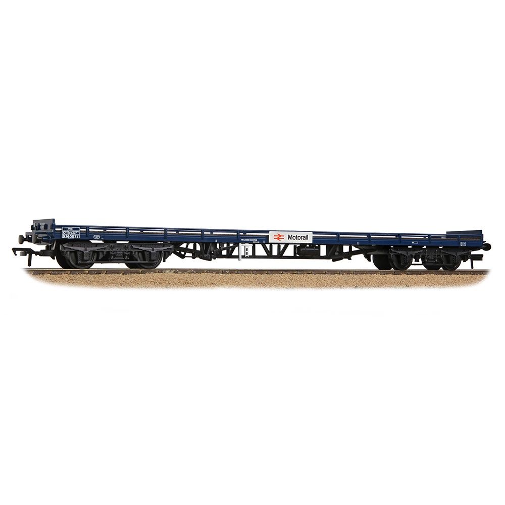 Bachmann 38-902B OO Gauge BR FVX Carflat Wagon BR Blue 'Motorail' Bachmann 38-902B OO Gauge BR FVX Carflat Wagon BR Blue 'Motorail'