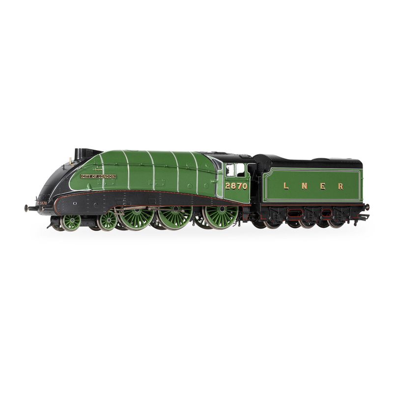 Hornby R30406 OO Gauge LNER Streamlined B17 &#39;City of London&#39;