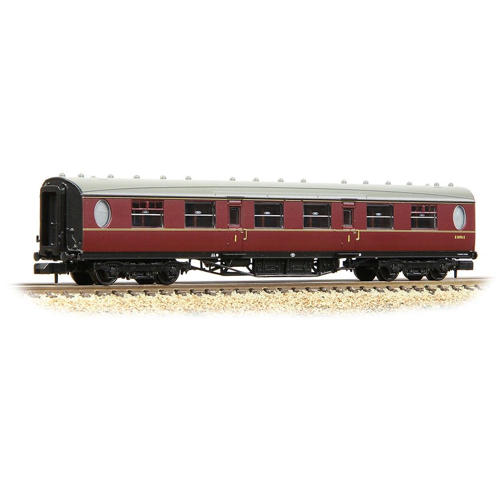 Graham Farish 376-202 N Gauge LNER Thompson First Corridor Coach E11176E BR Maroon Graham Farish 376-202 N Gauge LNER Thompson First Corridor Coach E11176E BR Maroon