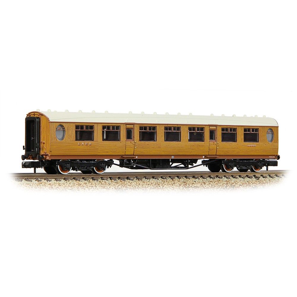 Graham Farish 376-250A LNER Thompson Third Corridor LNER Teak Effect Graham Farish 376-250A LNER Thompson Third Corridor LNER Teak Effect