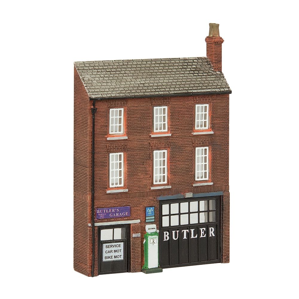 Graham Farish 42-260 N Gauge Low Relief Garage