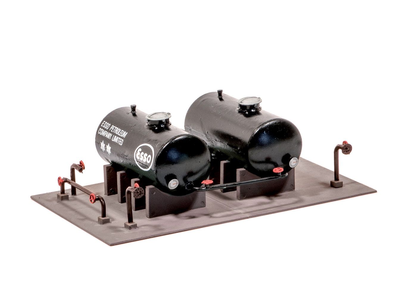 Ratio 530 OO Gauge Oil Tanks