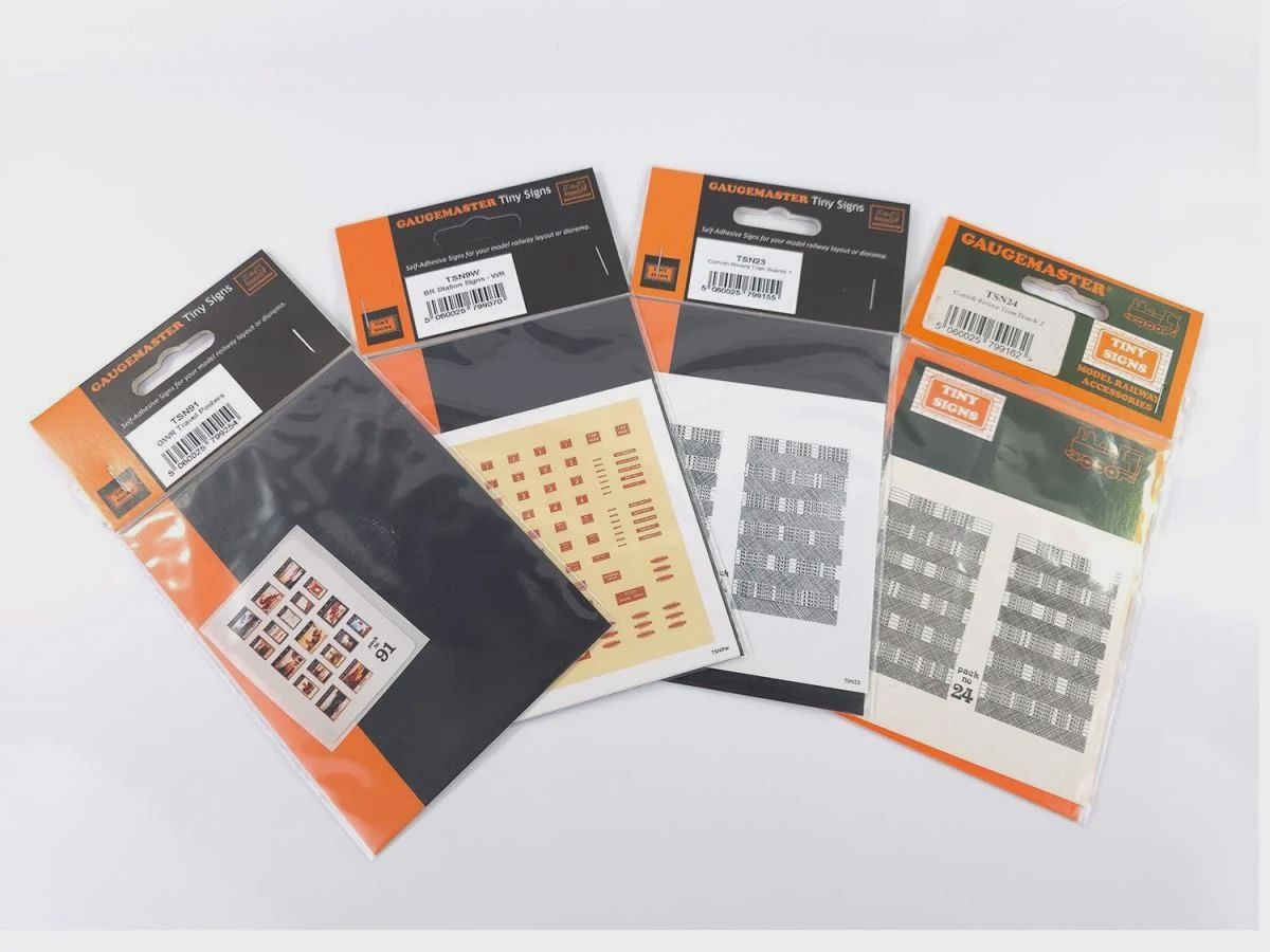 Gaugemaster Tiny Signs GMTS205 N Gauge GWR Themed Signage Set