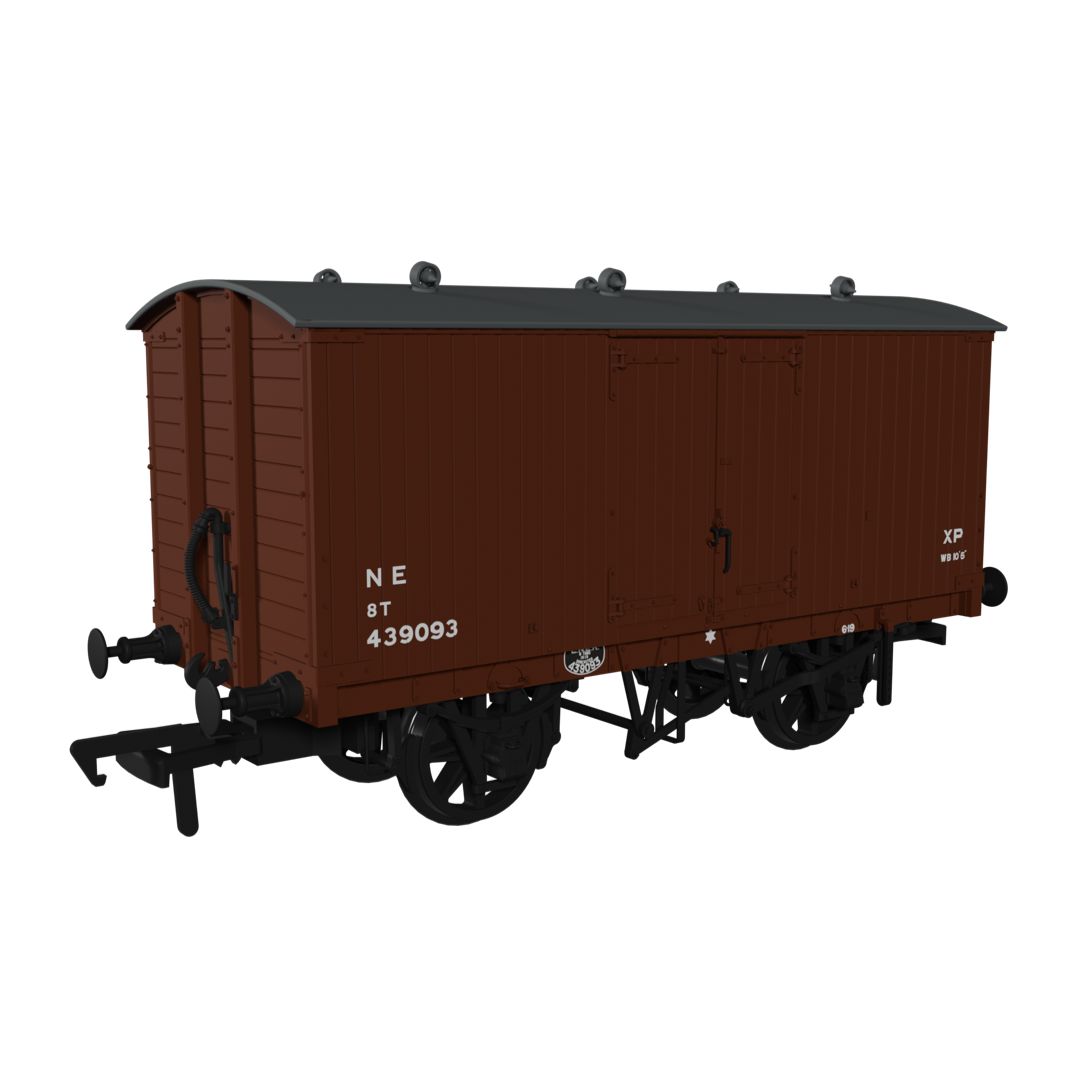 Rapido 930010 OO Gauge GNR 8 Ton Van – NE (post-36) No.439093